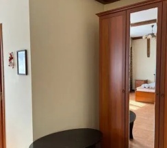 Номер Superior в Кавказские легенды