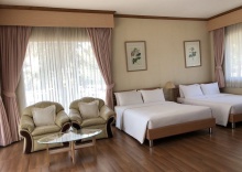 Вилла с 2 комнатами beachfront в Seapine Beach Golf and Resort Hua Hin