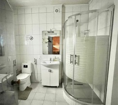 2 дом комфорт-класса семейный в Озеро Лунное
