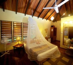 Семейное бунгало с видом на океан в Club Fiji Resort