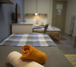 Четырехместный семейный номер в Nice hostel
