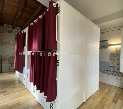 Кровать в общем номере (женский номер) в The Central House Porto Ribeira - Hostel