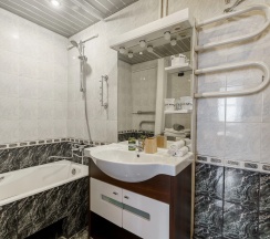 Двухместные апартаменты Standard с балконом и с видом на парк двуспальная кровать в Квартира Urban Stay | Атмосфера центра