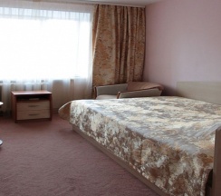 Одноместный номер Standard в 40 лет Победы