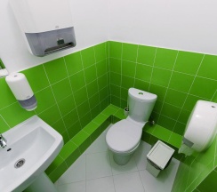 Кровать в 6-местном общем номере в Maxi House