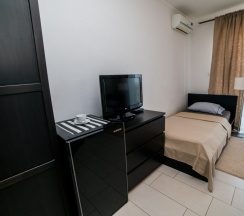 24 - Двухместный номер с балконом и прямым видом на море в Азов Инн