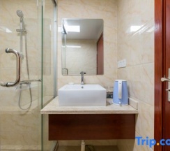 Двухместный номер Comfort двуспальная кровать в Holiday Inn Shanghai Dianhu (Zhujiajiao Scenic Area Ancient Town)