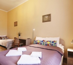 Трёхместный номер в МК Краски