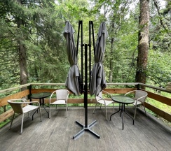 Четырёхместный номер №4 с красивым видом из окна в Дубки