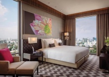 Люкс Thonburi в 137 Pillars Suites & Residence Bangkok