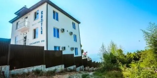 Новый Афон: Гостевой дом Castle
