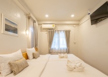 Двухместный номер Standard 2 отдельные кровати в B House Chiang Mai Thailand