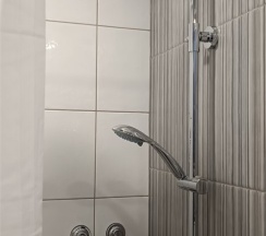 Семейные апартаменты с кухней-гостиной и отдельным входом в Двенадцать