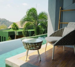 Двухместный номер Pool Access Deluxe двуспальная кровать в Crest Resort & Pool Villas