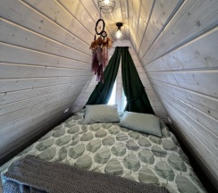 Двухместные апартаменты Deluxe с видом на реку двуспальная кровать в Fraubu.camp