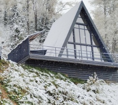 Дом с террасой в Villa Roma Телецкое