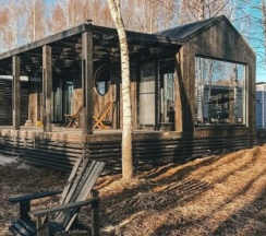 Модерн - дача с дровяным камином и ванной у панорамного окна в Domingo Dacha