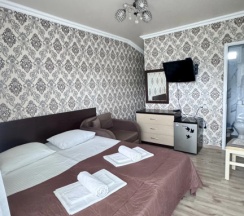 Двухместный номер Superior с балконом и с красивым видом из окна двуспальная кровать в Тропики