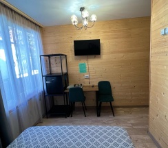 2-местный номер улучшенный комфорт с 1 двуспальной кроватью в Архыз-resort
