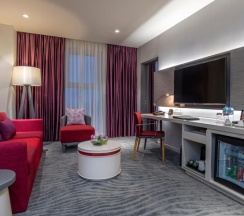 Двухместный люкс Privilege двуспальная кровать в Mercure Hai Phong