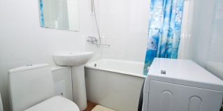 Екатеринбург: Апартаменты Royal Apart (Роял Апарт) на Азина 47