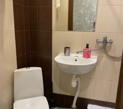 апартаменты с душем (переулок Кирова, 3, этаж 1) в Everest