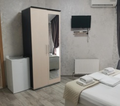 Двухместные апартаменты с видом на город (2 отдельные кровати) в Лазурный