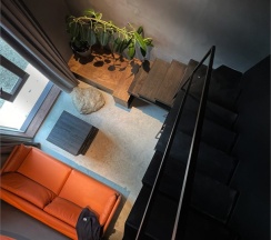 Двухуровневый люкс (вид на горы) в Moon2