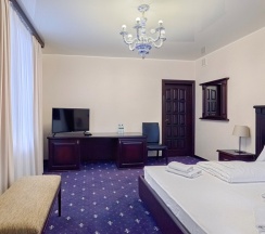 Делюкс, Корпус "А" в Хвоя