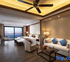 Двухместный семейный номер Standard с видом на море 2 отдельные кровати в Jinghai Hotel & Resort