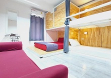 Кровать в общем номере в Neat Hostel