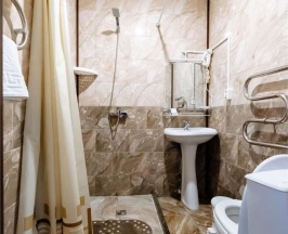 3х - местный номер c тремя раздельными кроватями и балконом в Green Park Arkhyz&SPA