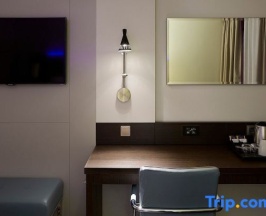 Двухместный семейный номер Standard двуспальная кровать в Premier Inn Leipzig City Oper