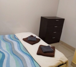 Номер эконом с 1 двуспальной кроватью (без окна) в Сити-В