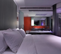 Двухместный люкс Full Spectrum двуспальная кровать в LiT BANGKOK Hotel