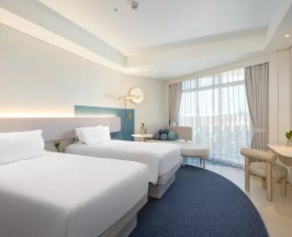 Номер Superior с видом на город в Centara Karon Resort Phuket