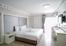 Номер Deluxe в Romance Hotel Sukhumvit 97