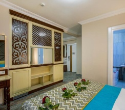 Семейный люкс в Club Big Blue Suit Hotel