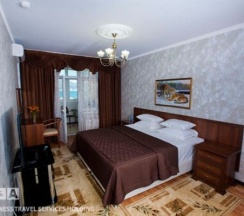 Апартаменты с 4 комнатами в Русь