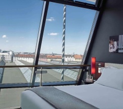 Двухместный полулюкс двуспальная кровать в Sofitel Munich Bayerpost