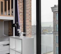 Апартамент с детской для 6-ти гостей с видом на город в Sv Loft Apart