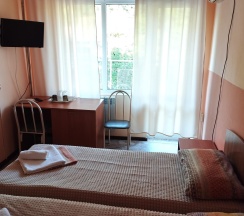 2-комнатный номер комфорт с 2 односпальными и 1 двуспальной кроватью в Пальма