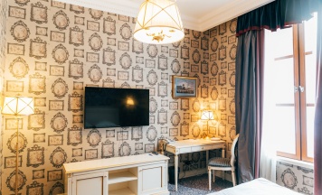 Супериор в Невский