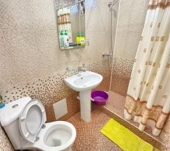 Пятиместный номер /Без питания или ALL INCLUSIVE + BAR в Лооотель