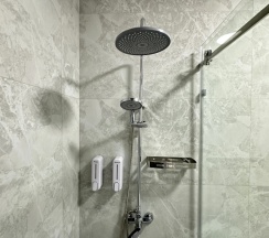 Двухместный номер Comfort с красивым видом из окна двуспальная кровать в Karibi