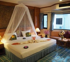 Двухместный номер Deluxe двуспальная кровать в Your Place Inn