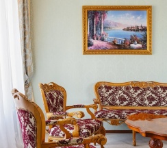 Гранд Люкс в Октябрьская