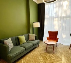 Сюит с видом на Гагру и море с балконом в Garden Resort