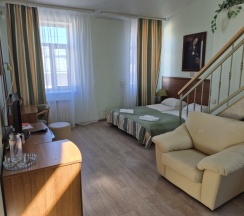 Модерн в Меблированные комнаты Центриссимо