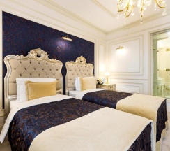 Семейный люкс с красивым видом из окна в Rixos Khadisha Shymkent
